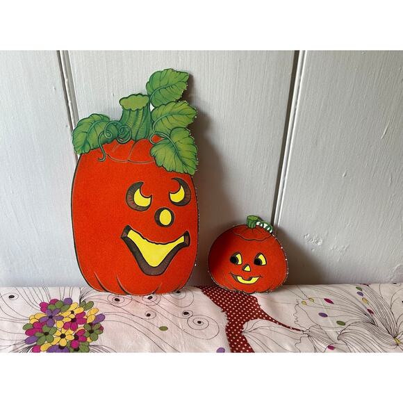 Vintage Halloween die cut pumpkin jacko lantern set of 2 imperfect - Picture 1 of 8